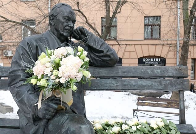 110 лет со дня рождения Сергея Михалкова — классика отечественной детской литературы, основателя российской национальной секции IBBY