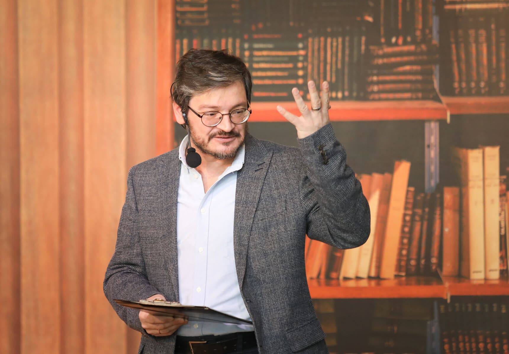 Павел Крючков